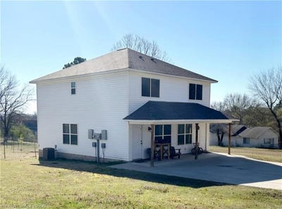 /international/us/518-n-coker-st-unit-a-b-greenwood-ar-110098090841/