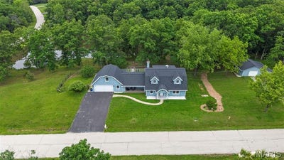 /international/us/10-briarwood-court-warrenton-mo-110108031457/