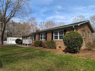 /international/us/8304-mccrory-road-stokesdale-nc-110106211006/