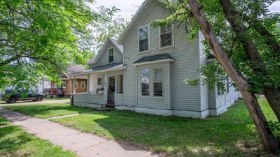 /international/us/1603-6th-street-e-menomonie-wi-110109168663/