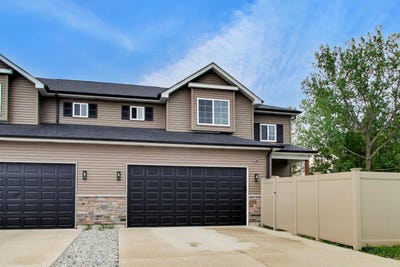 /international/us/13723-s-springfield-avenue-robbins-il-110108408958/