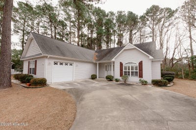 /international/us/309-jasmine-s-swansboro-nc-110096726631/