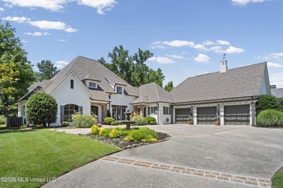 /international/us/4592-spring-meadow-way-olive-branch-ms-110108585596/?lang=id