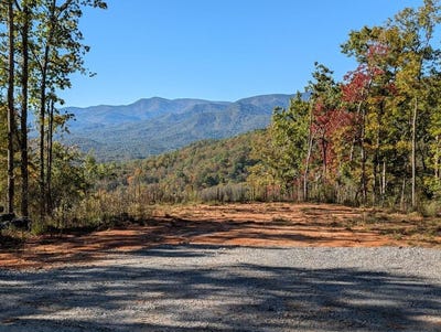 /international/us/1859-lakey-creek-road-franklin-nc-110120688774/