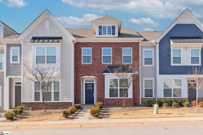 /international/us/10-leander-drive-greer-sc-110106622287/