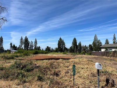 /international/us/13743-eureka-drive-magalia-ca-110108532072/