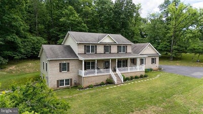 /international/us/256-skylar-lanes-way-winchester-va-110108853145/