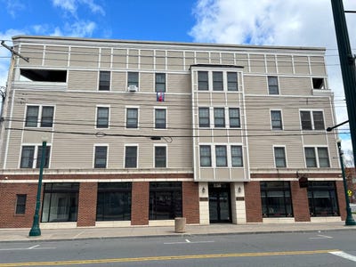/international/us/525-union-street-schenectady-ny-110107452206/