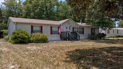/international/us/623-barn-road-bonneau-sc-110109301001/
