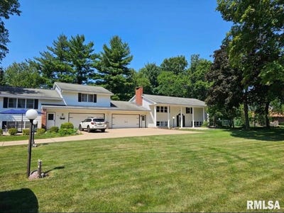 /international/us/307-309-w-clara-avenue-peoria-il-110107869659/