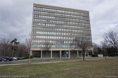 /international/us/22700-garrison-street-dearborn-mi-110108193716/