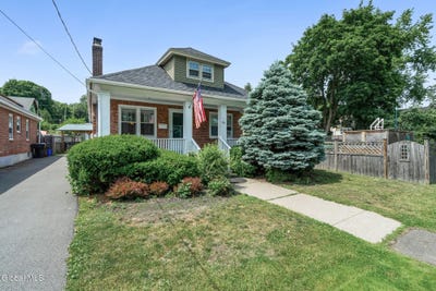 /international/us/43-rankin-avenue-troy-ny-110108844883/