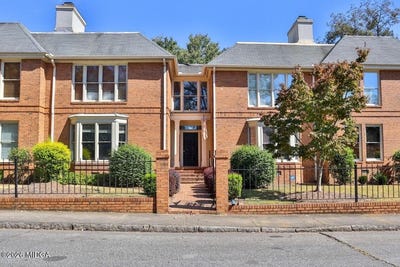 /international/us/175-corbin-avenue-macon-ga-110104779027/
