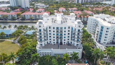 /international/us/3030-ne-188th-street-aventura-fl-110097045455/
