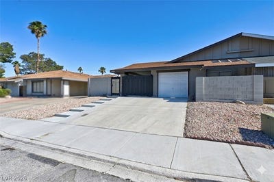 /international/us/7005-grassy-knoll-street-las-vegas-nv-110108539489/