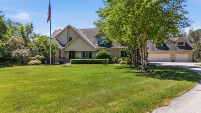 /international/us/5989-golf-ct-west-bend-wi-110109036113/