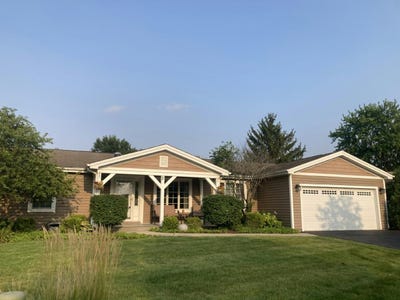 /international/us/3-derby-court-grayslake-il-110119642497/