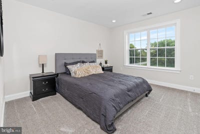/international/us/31-summit-drive-smyrna-de-110074779233/