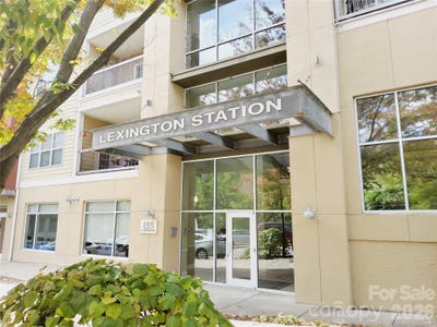 /international/us/155-s-lexington-avenue-asheville-nc-110108490462/