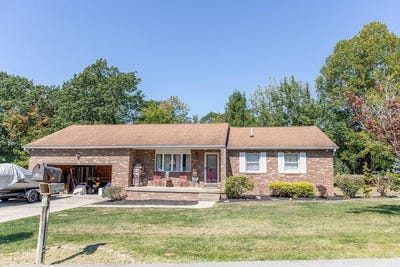 /international/us/49-lavender-lane-moundsville-wv-110102882656/