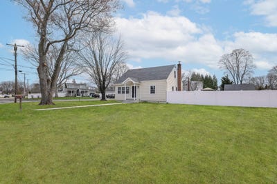 /international/us/406-howells-road-bay-shore-ny-110098521759/?lang=zh-cn