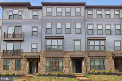 /international/us/17422-southern-shores-drive-dumfries-va-110106563493/