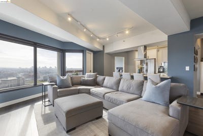/international/us/6363-christie-ave-emeryville-ca-110106675783/
