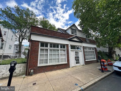 /international/us/113-long-lane-upper-darby-pa-110108494858/