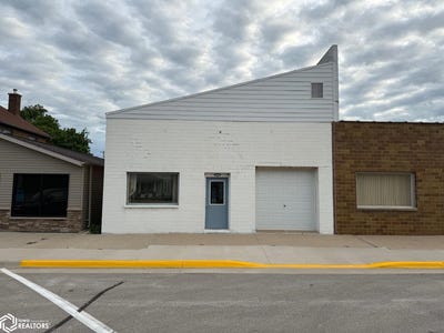 /international/us/216-w-state-street-algona-ia-110100560212/