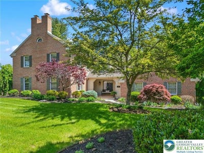 /international/us/3045-sheffield-drive-lower-macungie-twp-pa-110099480363/