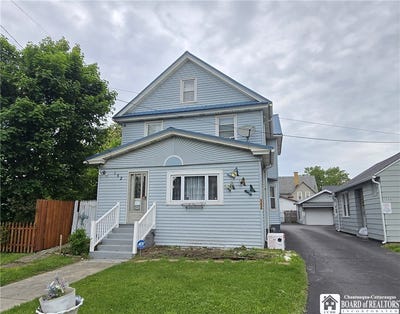 /international/us/152-maple-avenue-dunkirk-ny-110108395219/