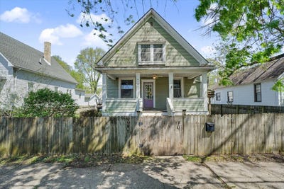 /international/us/410-e-lafayette-monticello-il-110107402547/
