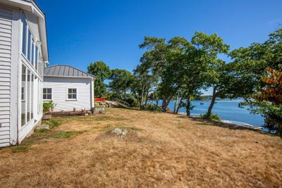 /international/us/943-cundy-s-harbor-road-harpswell-me-110107401792/
