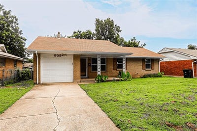 /international/us/808-n-markwell-avenue-moore-ok-110101001438/?lang=en