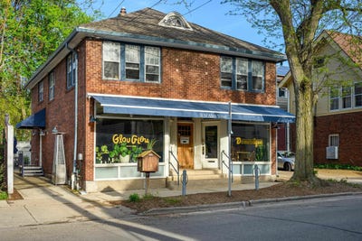/international/us/11-n-allen-street-madison-wi-110107695155/