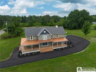 /international/us/4312-cobb-road-gerry-ny-110100967575/