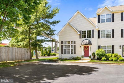 /international/us/12-boat-yard-road-chesapeake-city-md-110108548217/