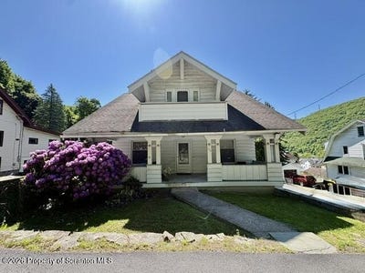 /international/us/214-layton-road-chinchilla-pa-110108629581/