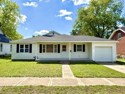 /international/us/321-s-kansas-ave-chanute-ks-110100513324/