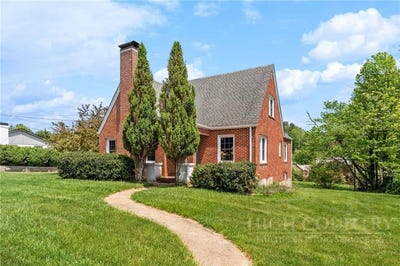 /international/us/306-wilton-avenue-west-jefferson-nc-110107724305/