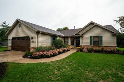 /international/us/4106-w-southwood-dr-franklin-wi-110110244251/