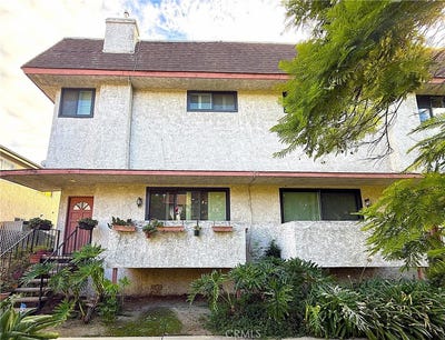/international/us/7610-canby-reseda-ca-110120039667/