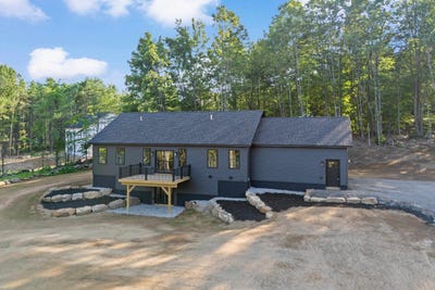 /international/us/93-calef-hill-road-franklin-nh-110100939448/