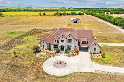 /international/us/5550-donald-road-krum-tx-110109765706/