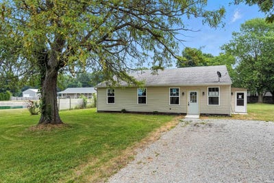 /international/us/15005-mill-road-fort-wayne-in-110100879772/