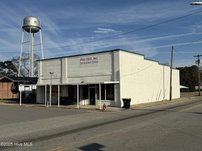 /international/us/102-ne-east-center-street-calypso-nc-110097271200/?lang=zh-tw