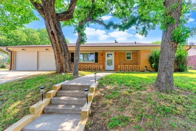 /international/us/1328-brookside-drive-hurst-tx-110108265801/