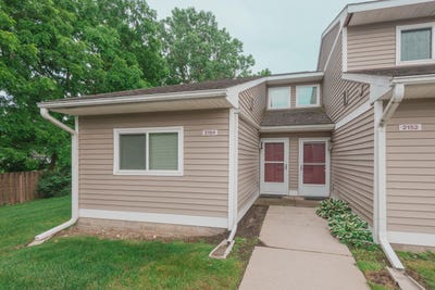 /international/us/2154-stone-school-circle-ann-arbor-mi-110100688549/