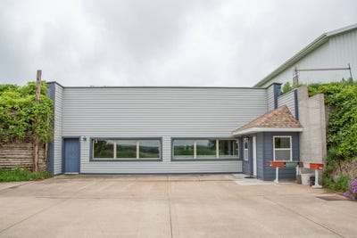 /international/us/82136-hwy-11-burwell-ne-110109087119/