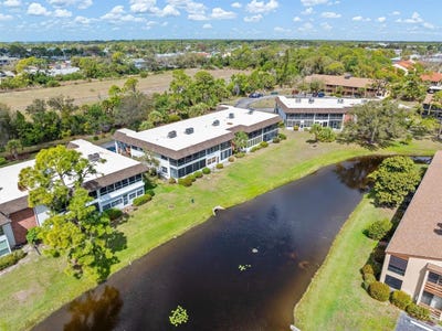 /international/us/2-quails-run-boulevard-englewood-fl-110106277408/